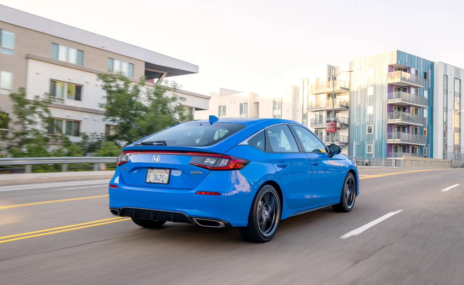Honda_Civic_(USA)_11_generation__Hatchback_5-door__2.jpg