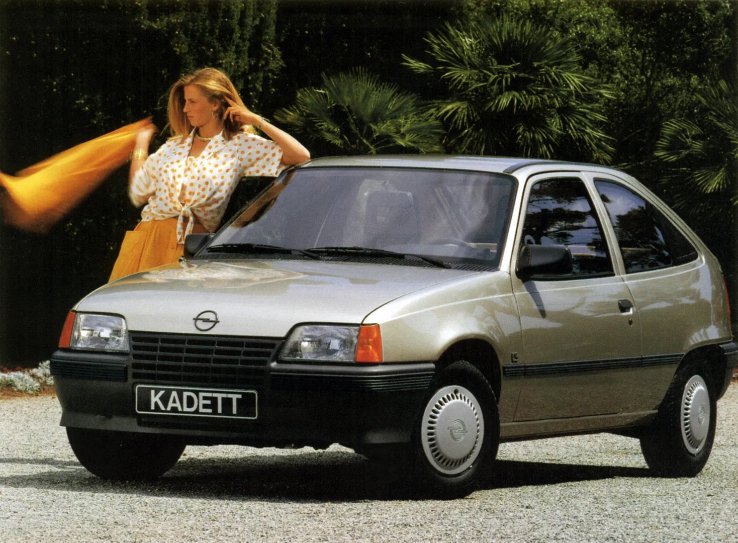 Opel_Kadett_5_generation__Hatchback_3-door__4.jpg