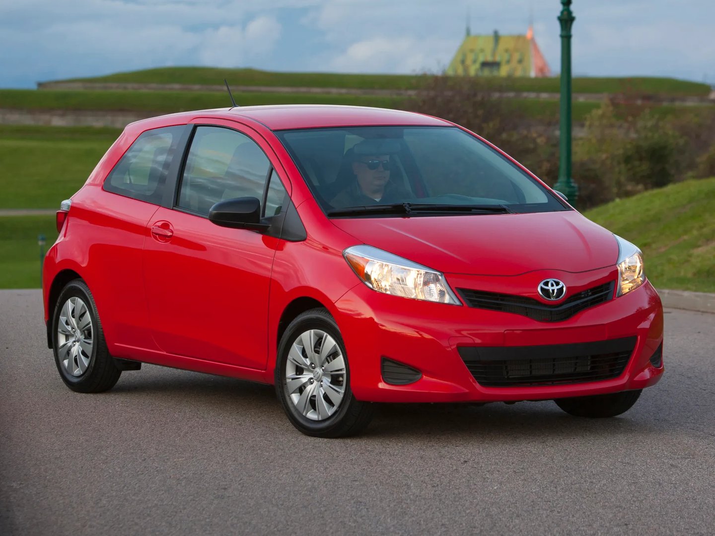 Toyota_Yaris_3_generation__Mini_3-doors__6.jpg