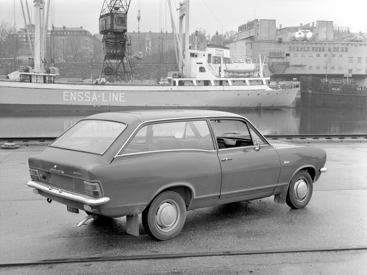 vauxhall_Viva_2_generation__Estate_3-door__8.jpg
