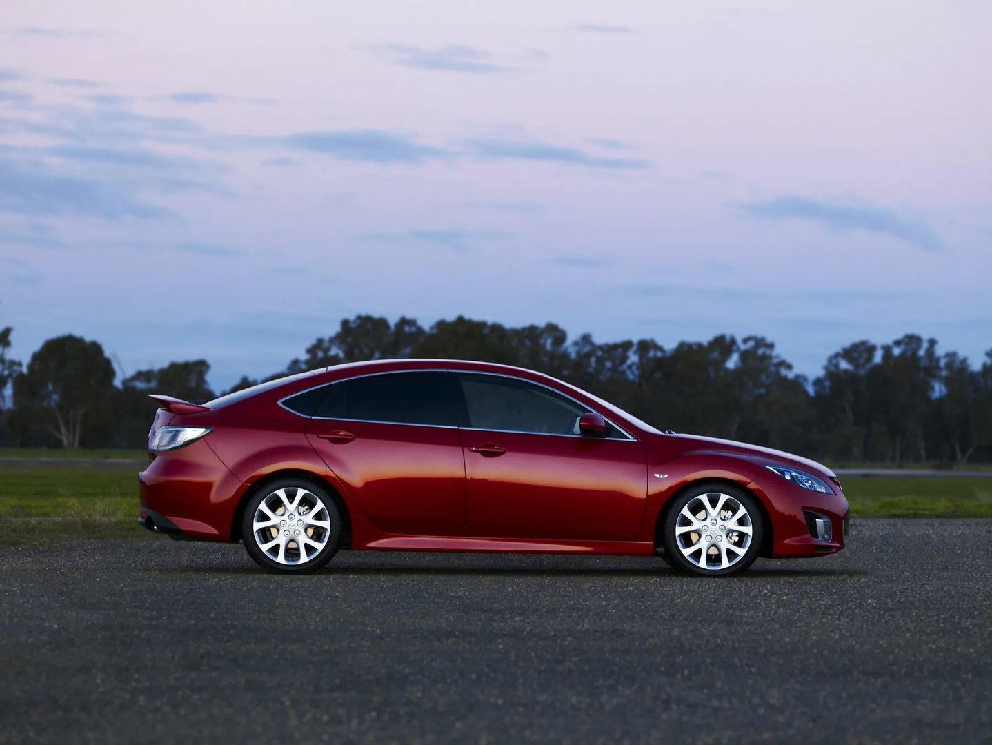 Mazda_Atenza_2_generation__Liftback__3.jpg