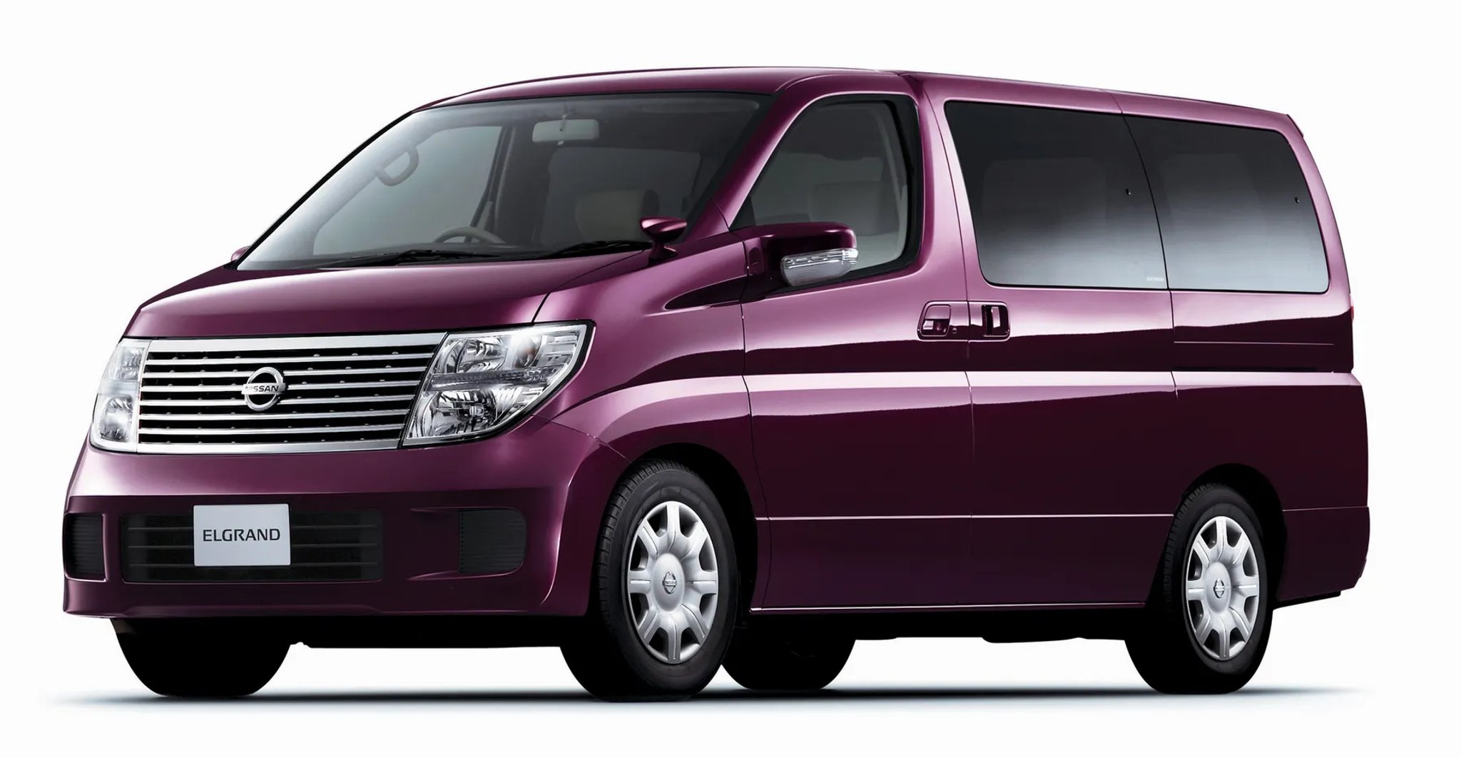 Nissan_Elgrand_2_generation__Minivan__2.jpg