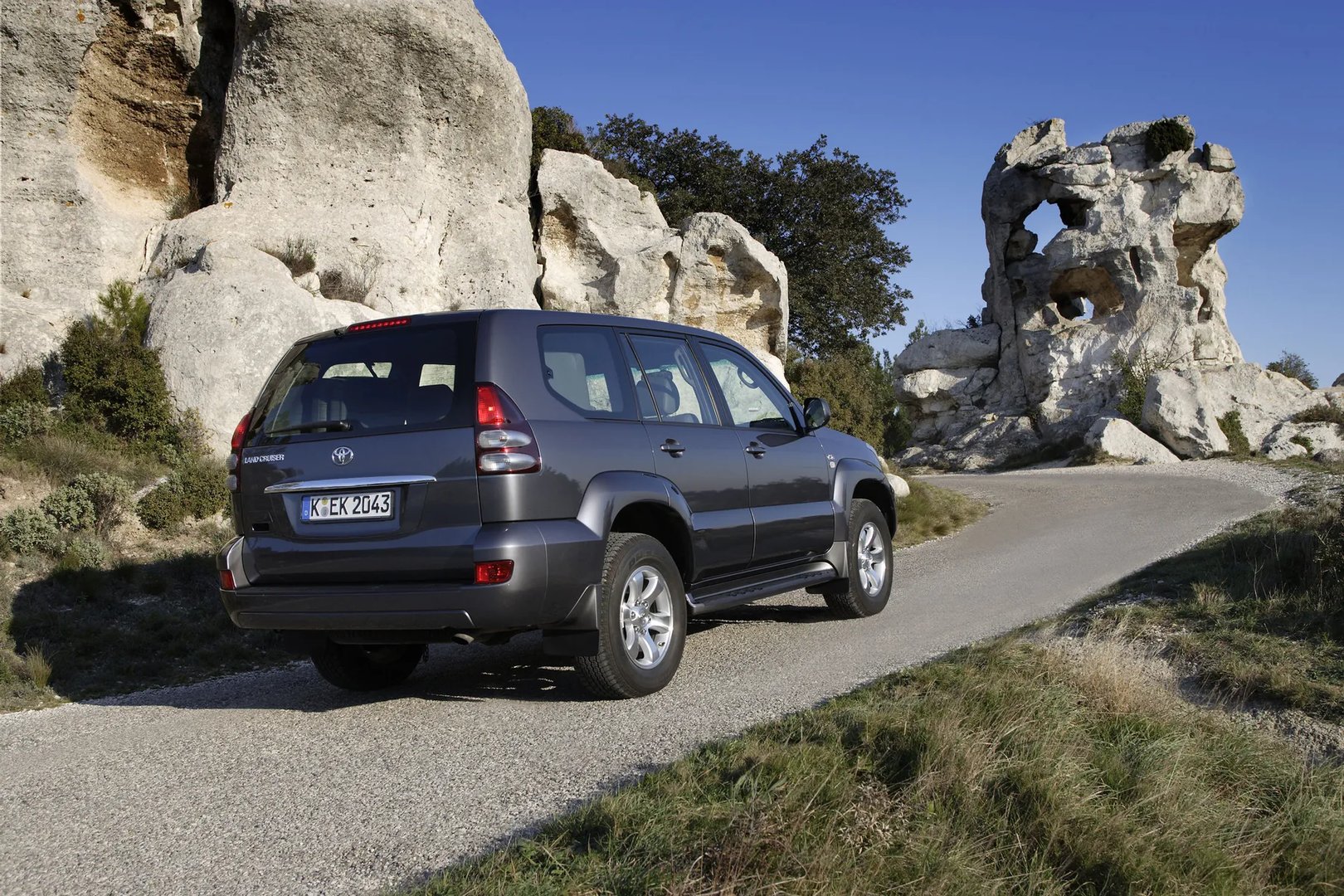 Toyota_Land_Cruiser_3_generation_restyling__SUV_5-doors__9.jpg