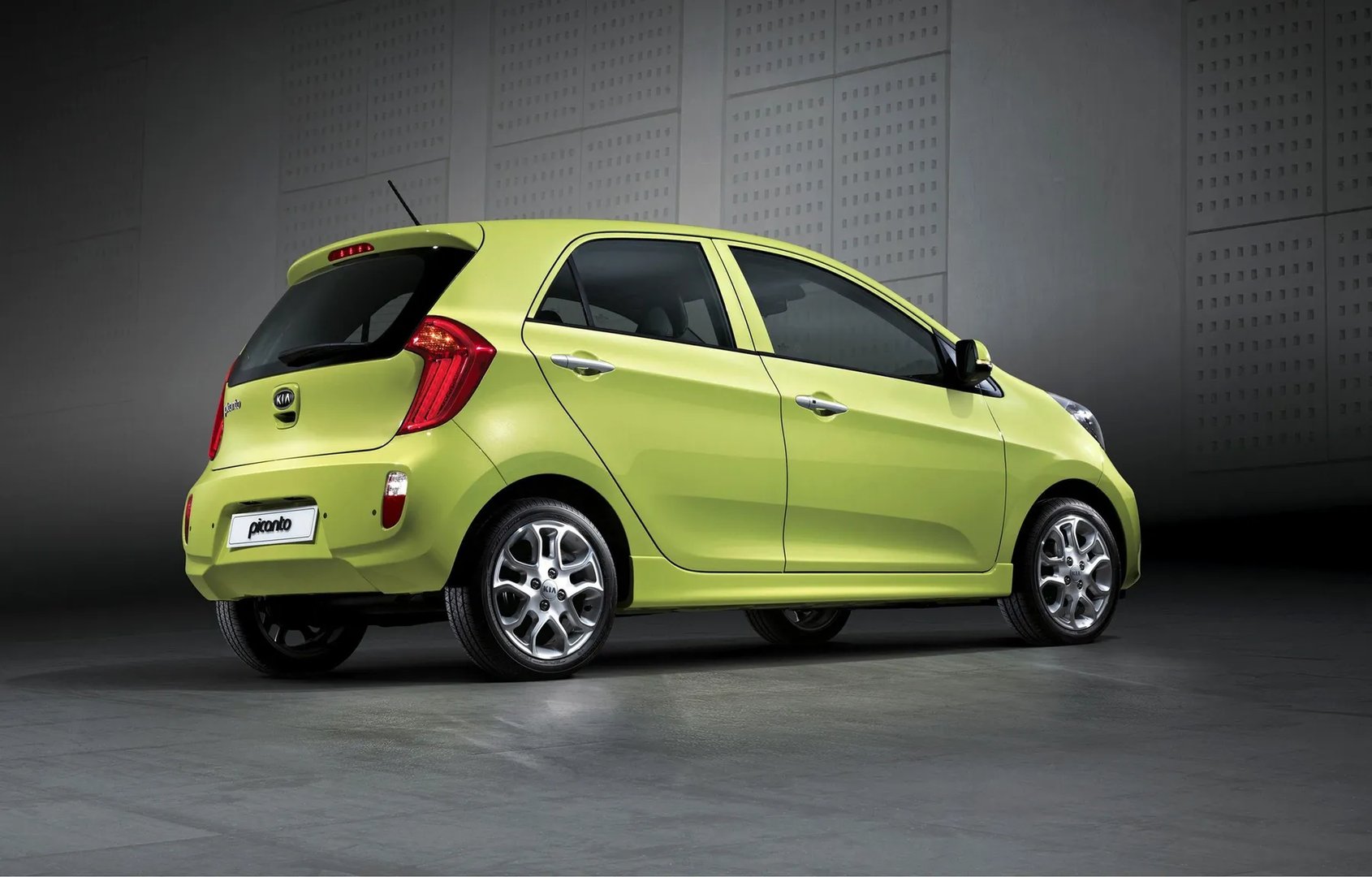 Kia_Picanto_1_generation_restyling__Mini_5-doors__4.jpg