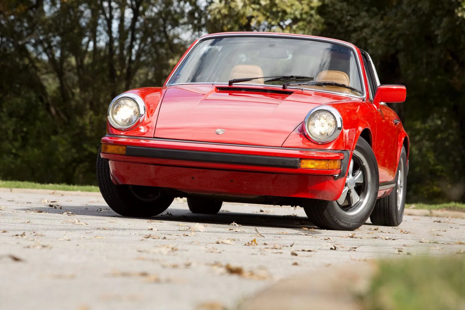 Porsche_911_2_generation__Targa__1.jpg