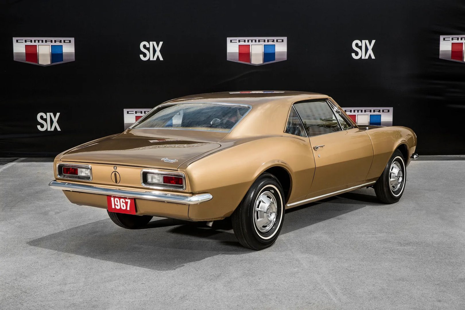 Chevrolet_Camaro_1_generation__Coupe__6.jpg