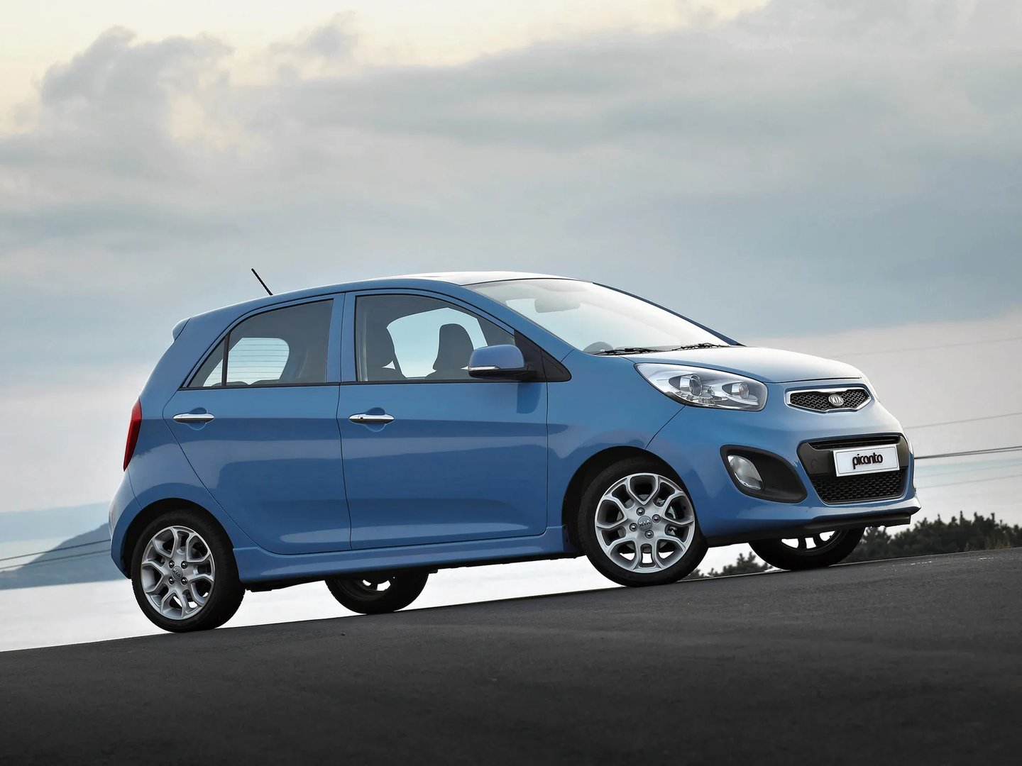 Kia_Picanto_2_generation__Mini_5-doors__3.jpg