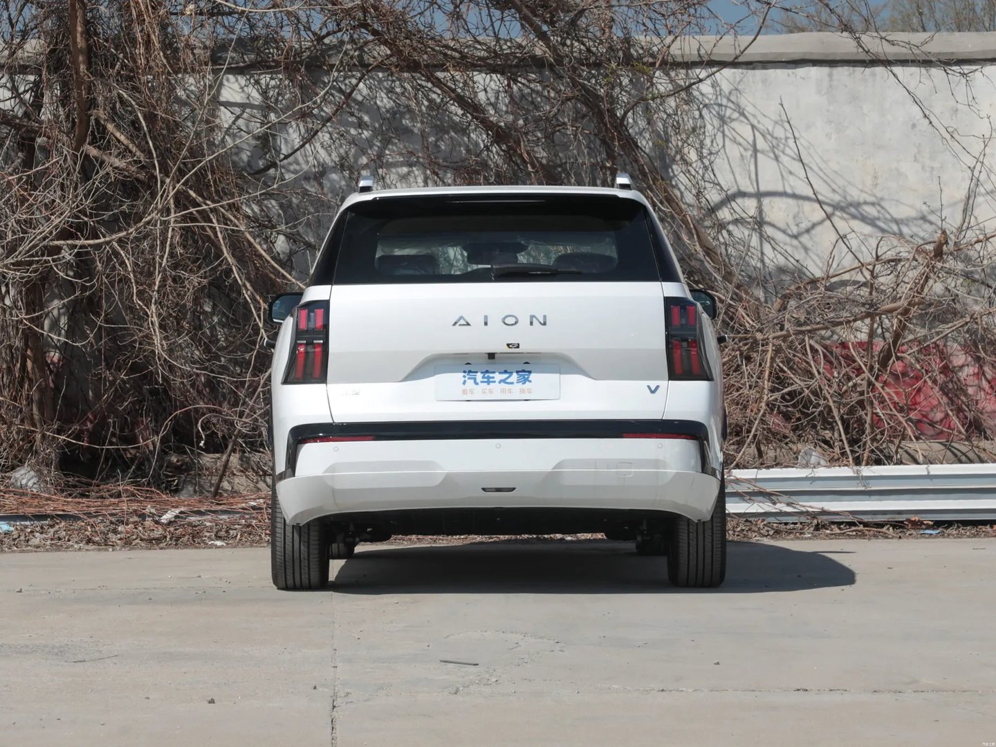 aion_V_2_generation__SUV_5-doors__7.jpg
