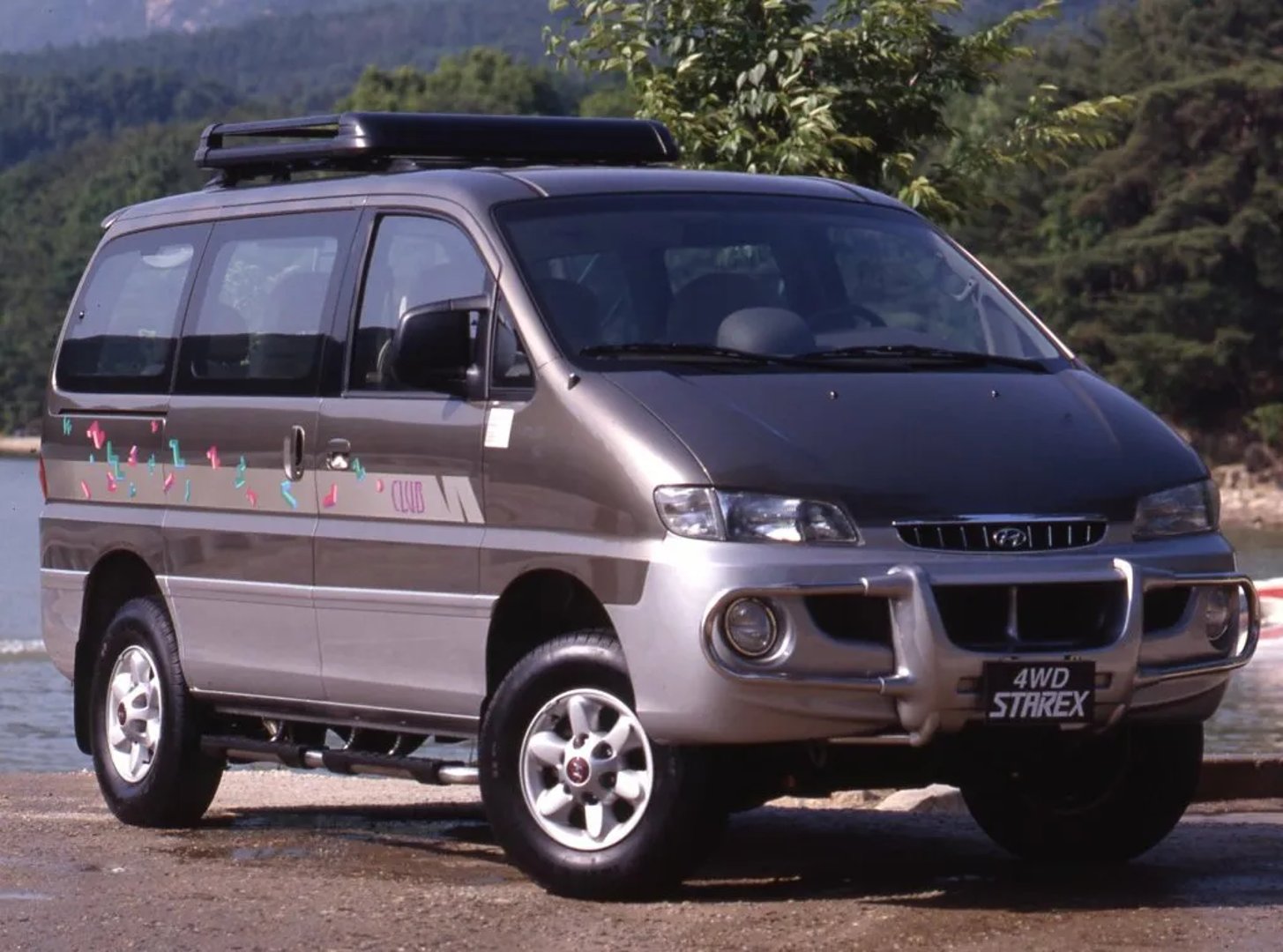 A1  Minivan