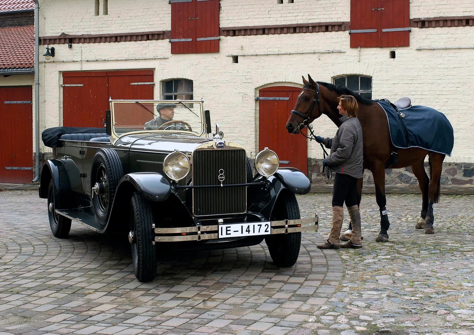 Audi_Typ_R_1_generation__Cabrio__1.jpg