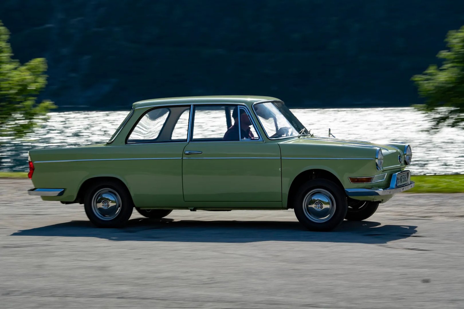 BMW_700_1_generation__Coupe__5.jpg