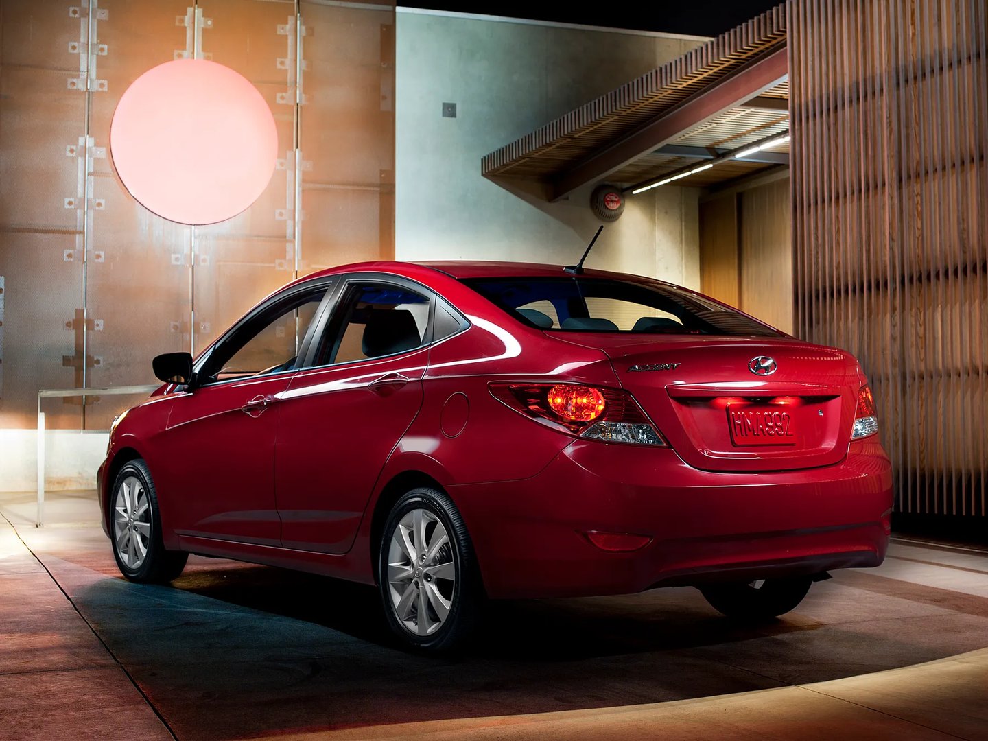 Hyundai_Accent_4_generation__Sedan__7.jpg