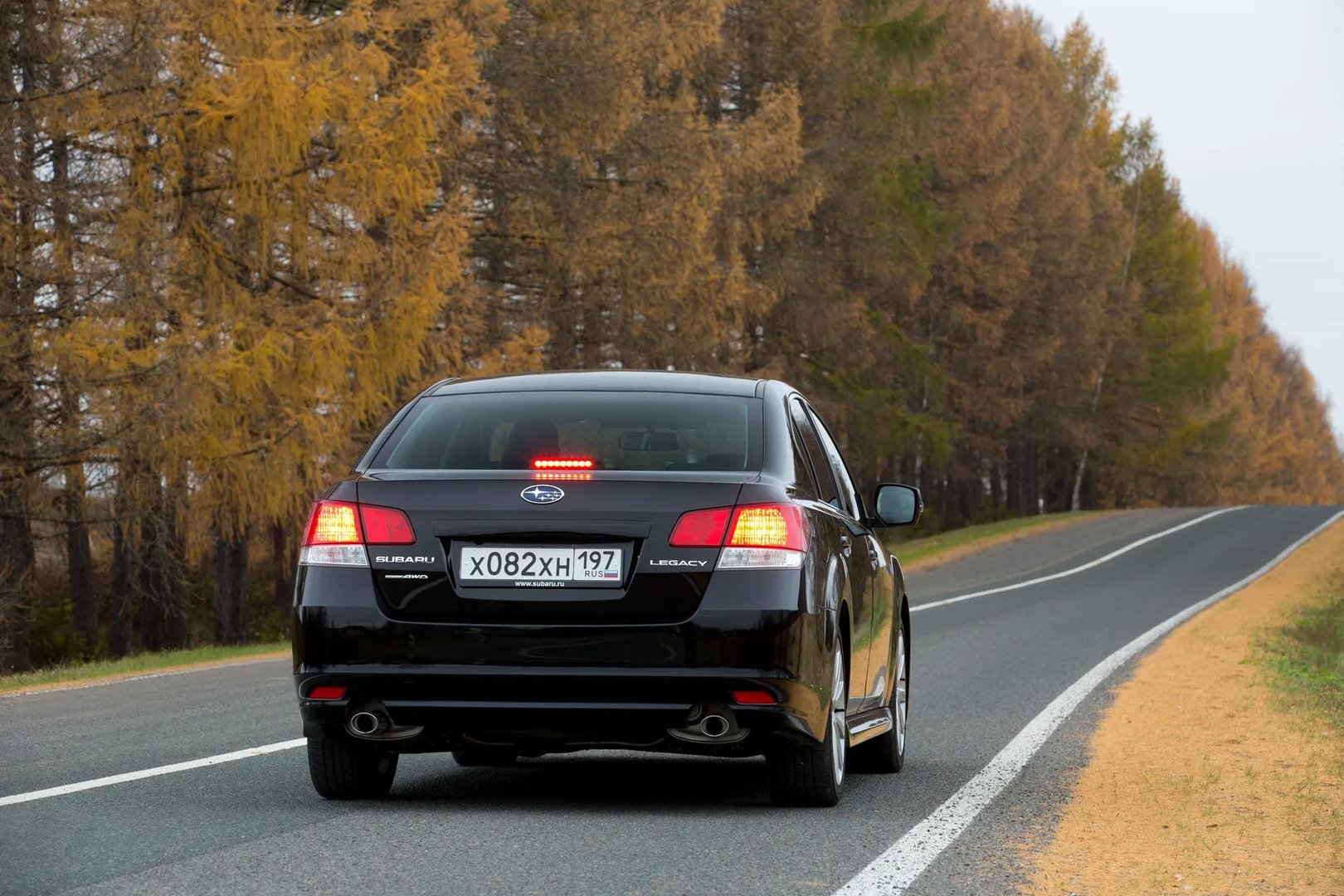 Subaru_Legacy_5_generation_restyling_1__Sedan__5.jpg