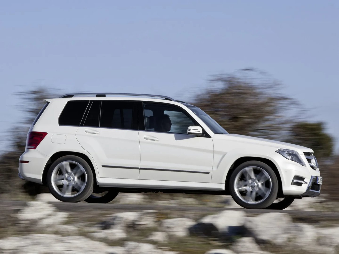 Mercedes_GLK-Class_1_generation_restyling__SUV_5-doors__3.jpg