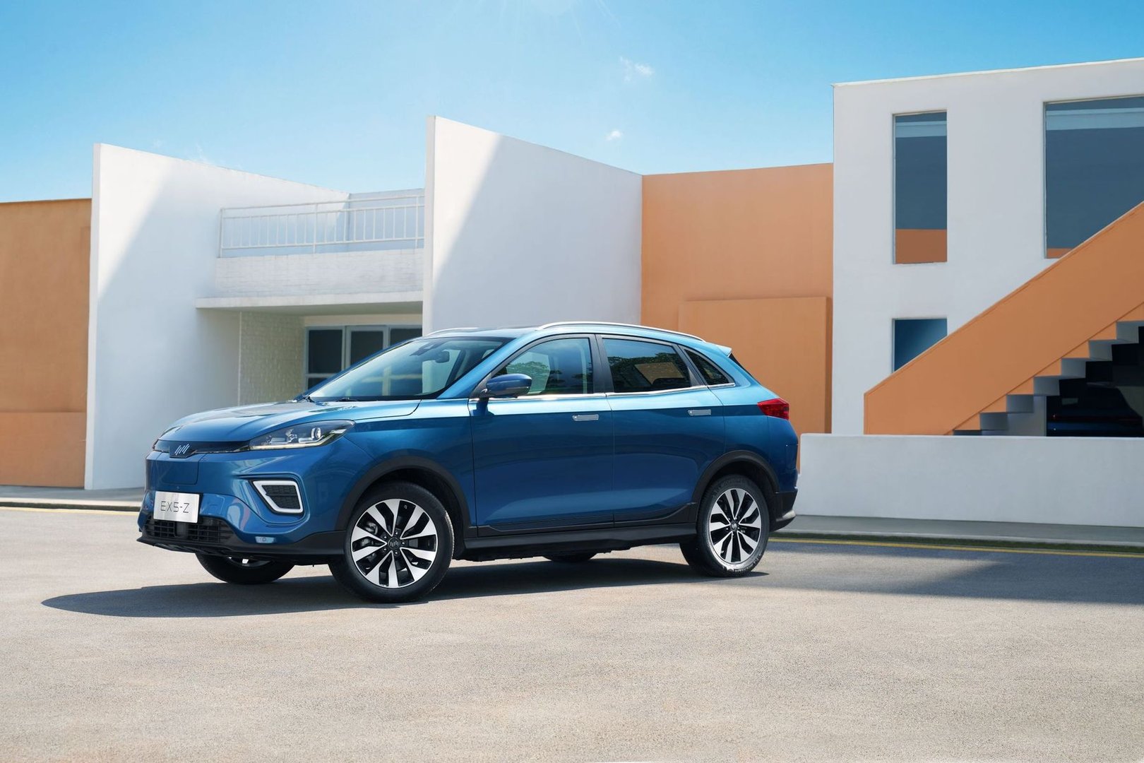 wm-motors_Weltmeister_EX5-Z_1_generation__SUV_5-doors__2.jpg