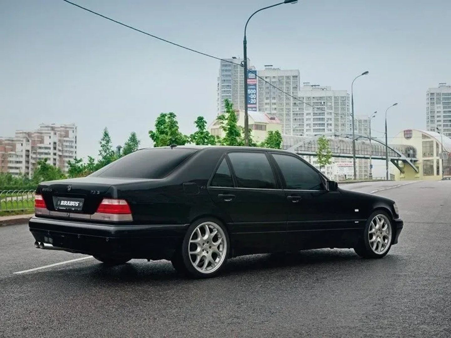 Brabus_7.3S_1_generation__Sedan__1.jpg