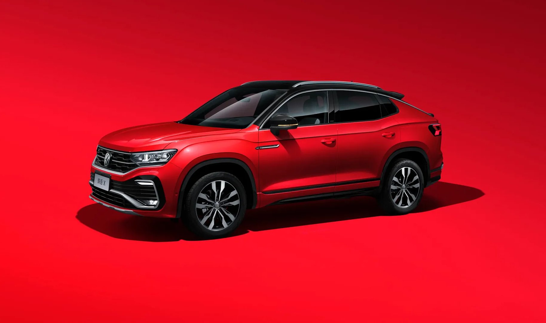 Volkswagen_Tayron_1_generation__SUV_Coupe__3.jpg