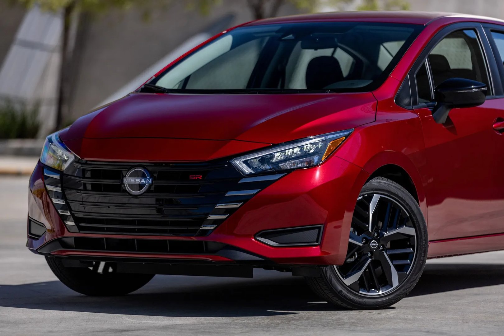 Nissan_Versa_3_generation_restyling__Sedan__8.jpg