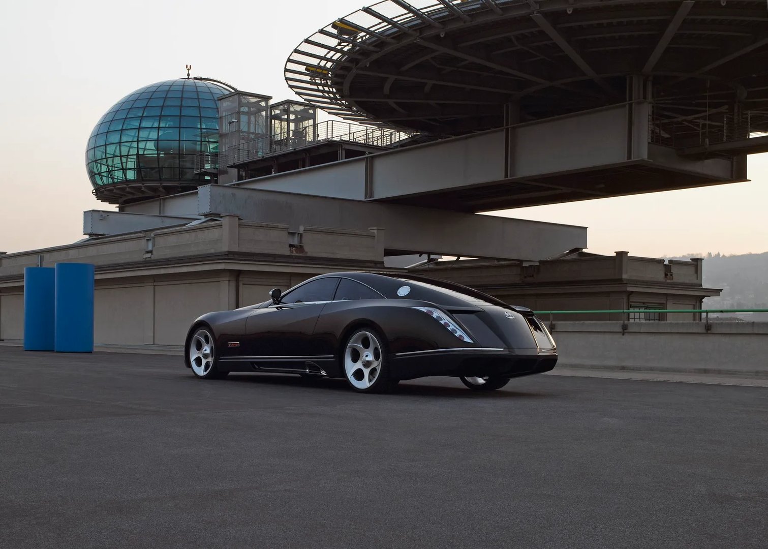 Maybach_Exelero_1_generation__Coupe__13.jpg
