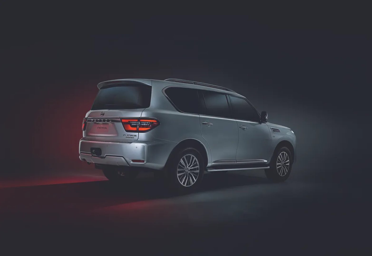 Nissan_Patrol_6_generation_restyling__SUV_5-doors__12.jpg