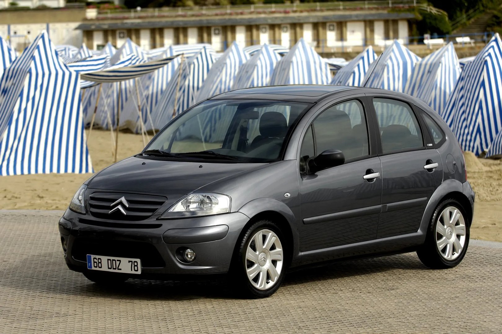 Citroen_C3_1_generation_restyling__Mini_5-doors__8.jpg