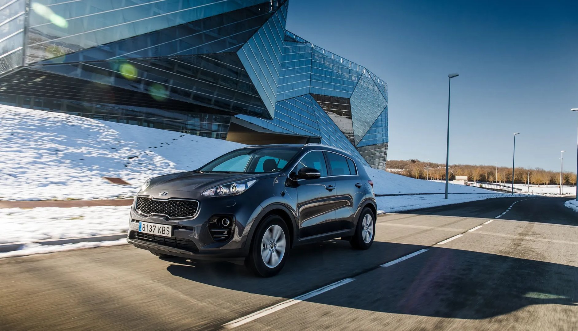 Kia_Sportage_4_generation__SUV_5-doors__11.jpg