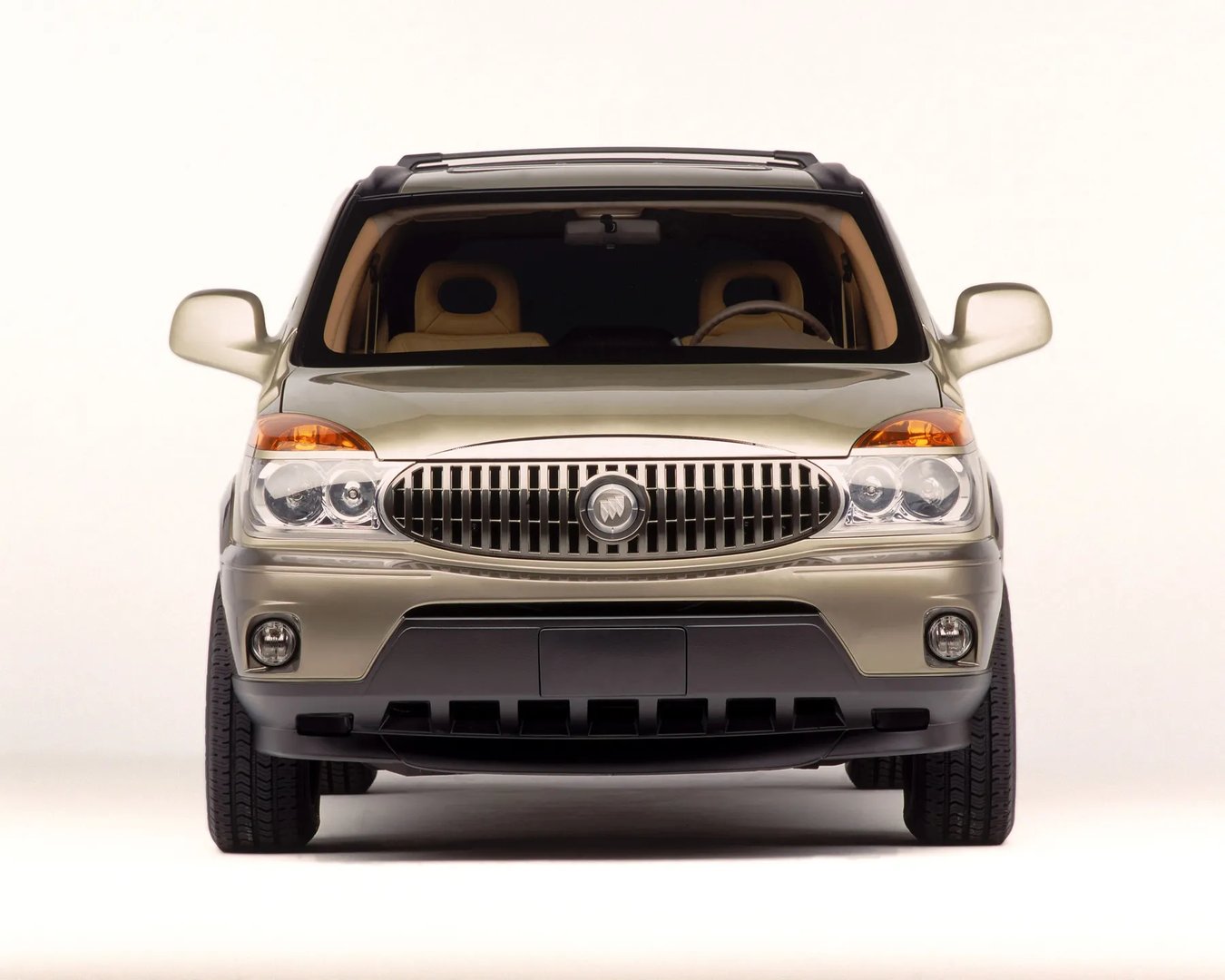 Buick_Rendezvous_1_generation__SUV_5-doors__12.jpg