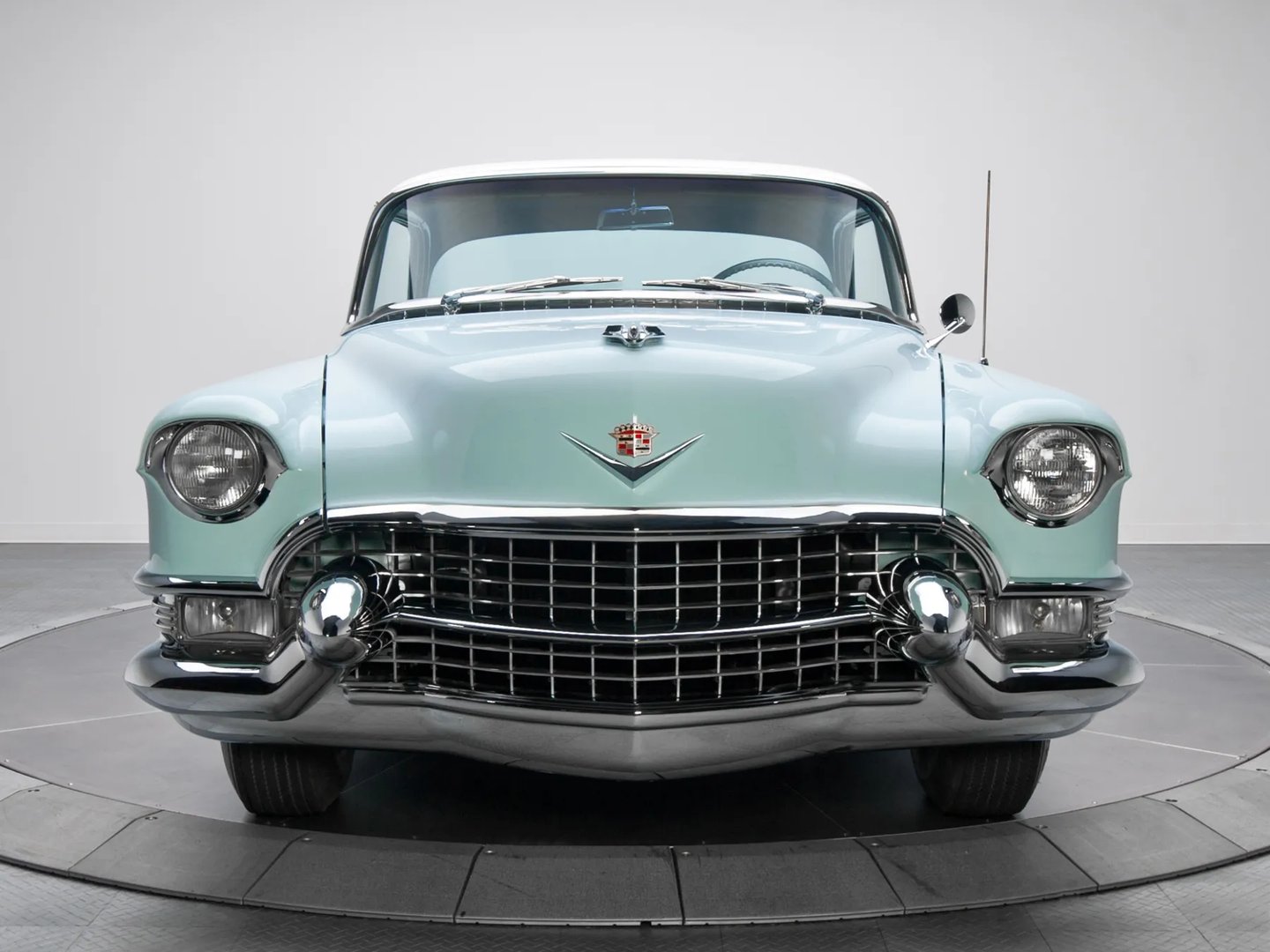 Cadillac_Series_62_4_generation__Coupe_Hardtop__2.jpg