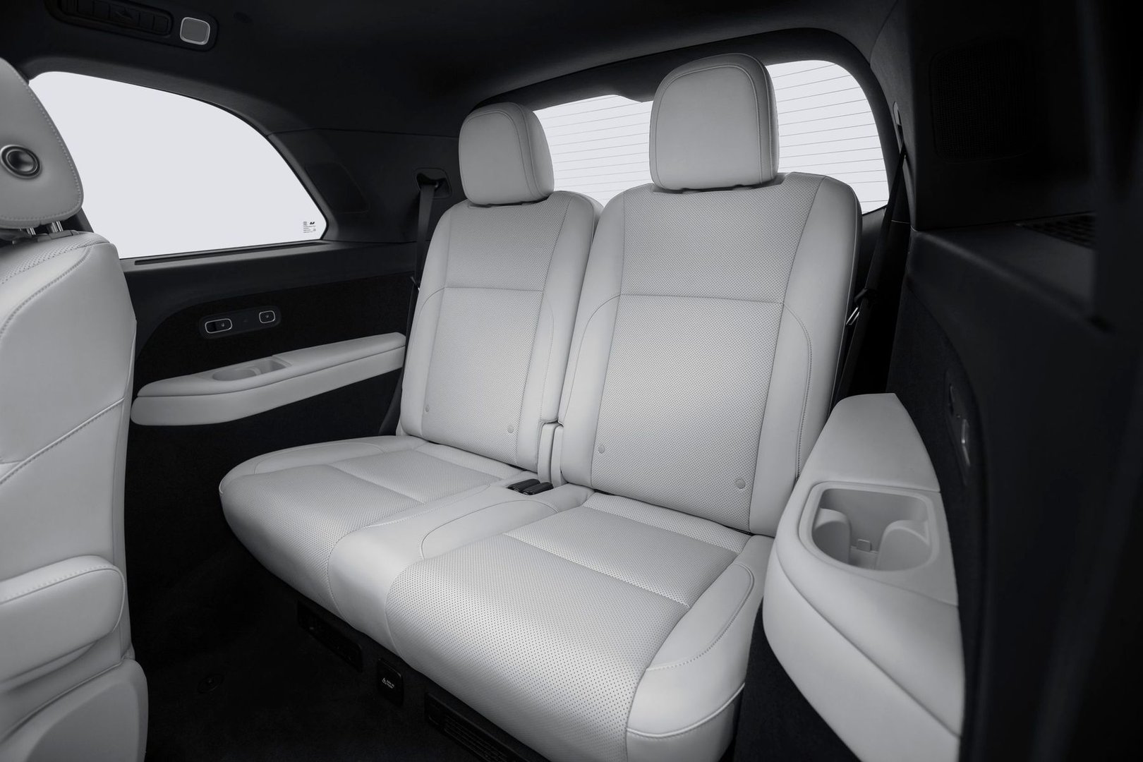 li-auto_L9_1_generation__SUV_5-doors__35.jpg
