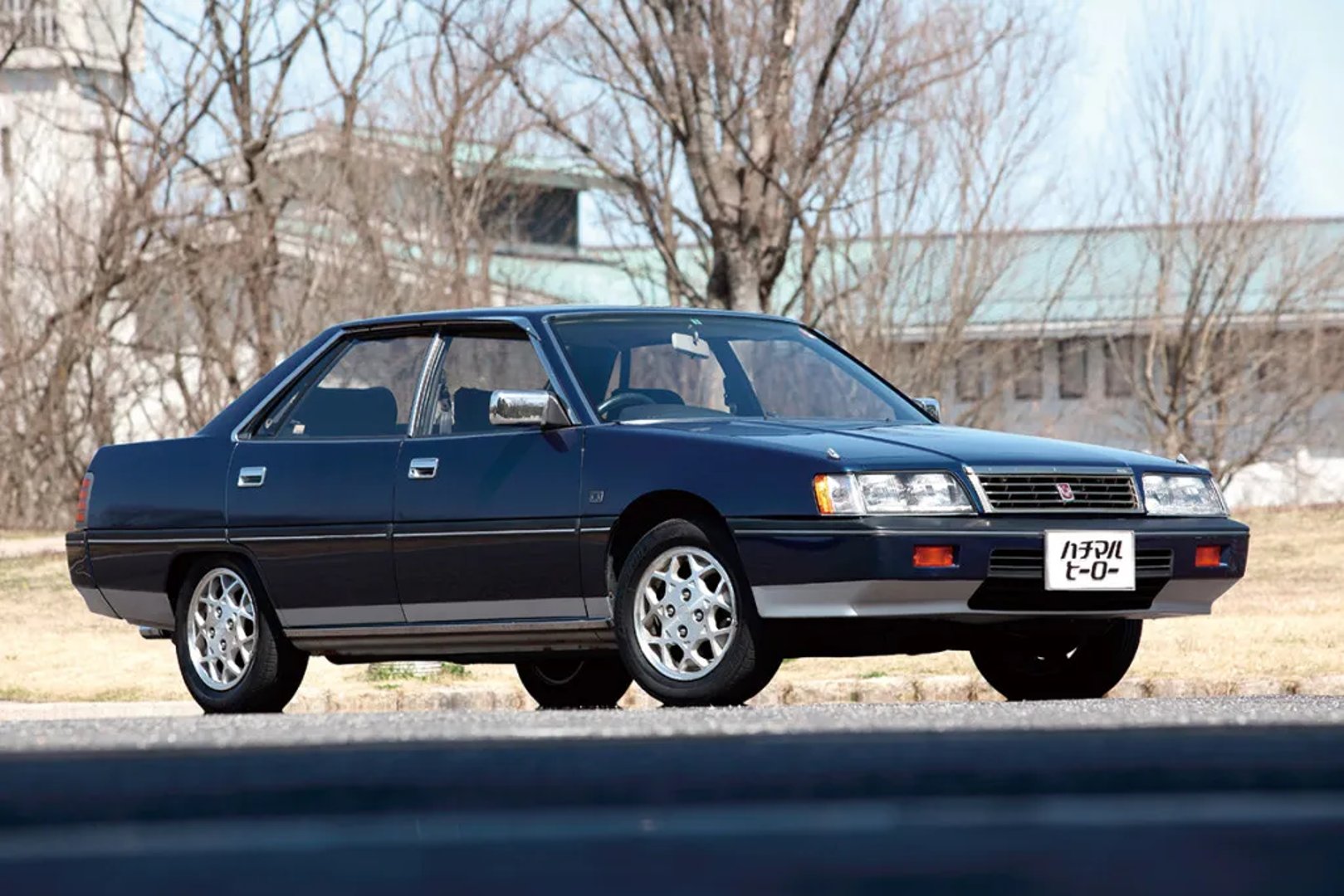Mitsubishi_Eterna_5_generation__Sedan__2.jpg