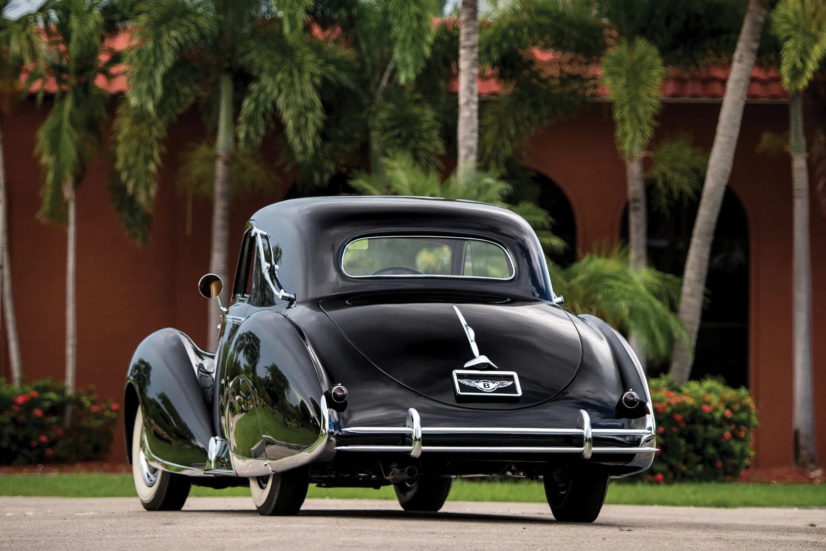 Bentley_Mark_VI_1_generation__Coupe__6.jpg