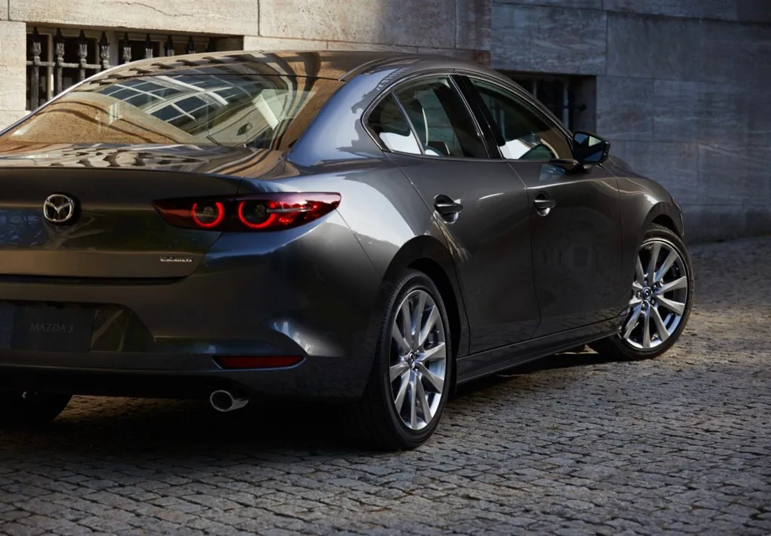 Mazda_3_4_generation__Sedan__6.jpg