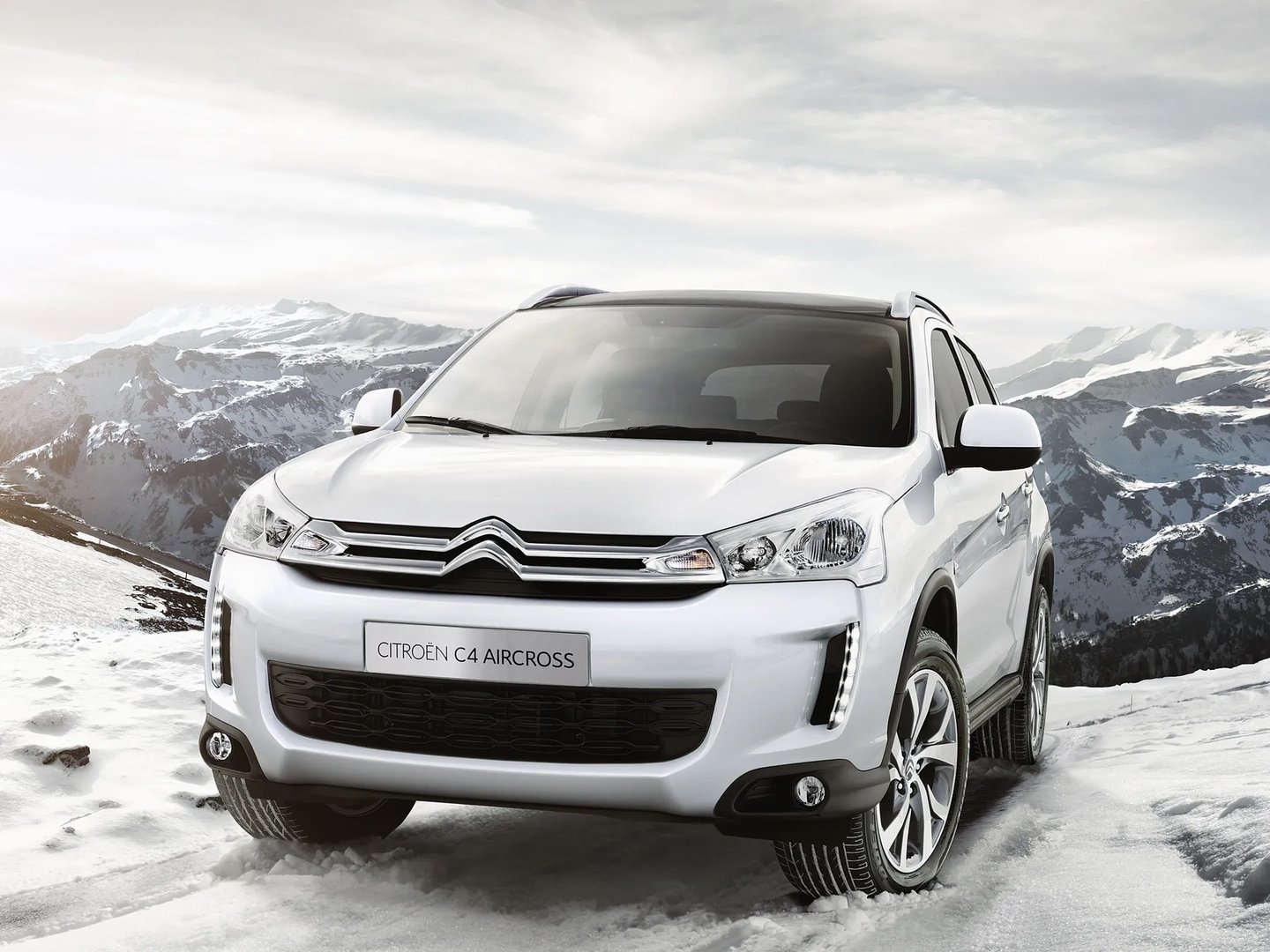 Citroen_C4_Aircross_1_generation__SUV_5-doors__11.jpg