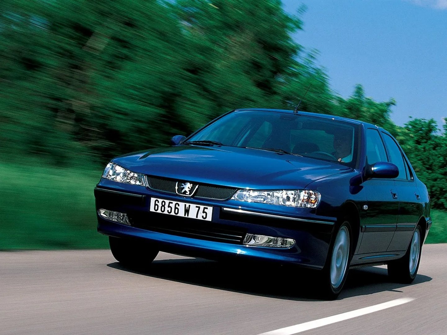 Peugeot_406_1_generation_restyling__Sedan__2.jpg