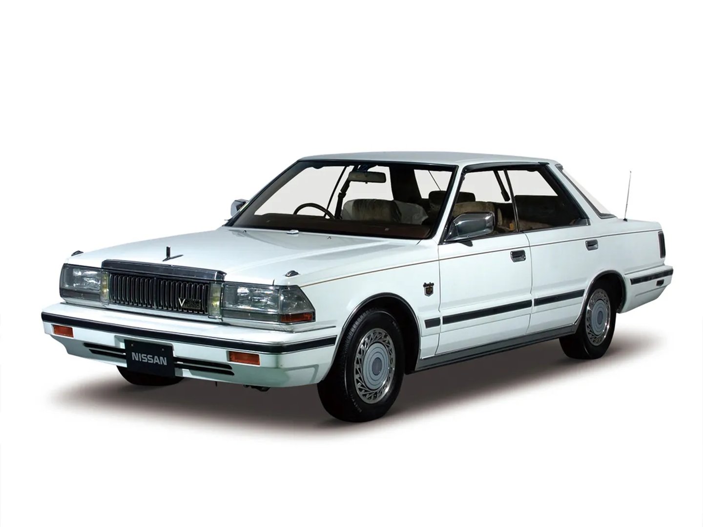 Nissan_Cedric_6_generation__Sedan_Hardtop__1.jpg