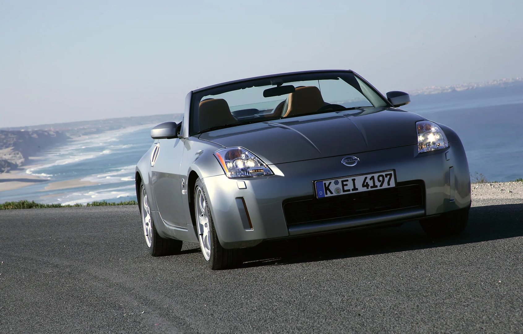 Nissan_350Z_1_generation__Cabrio__10.jpg