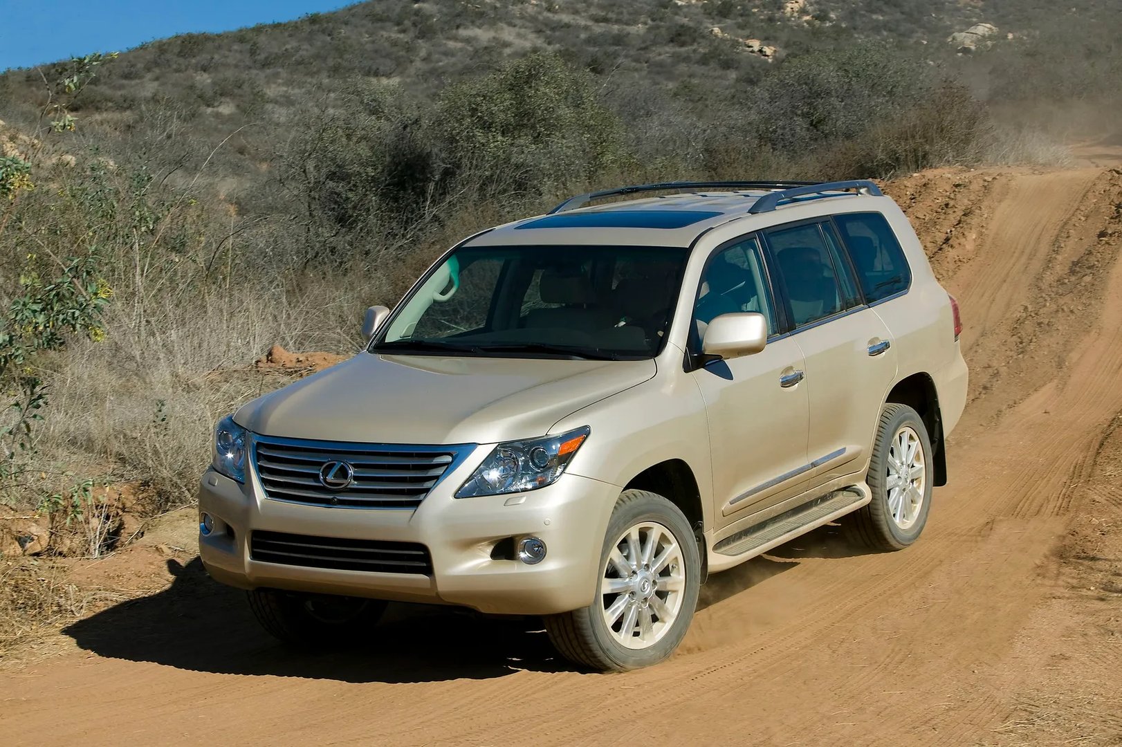 Lexus_LX_3_generation__SUV_5-doors__13.jpg