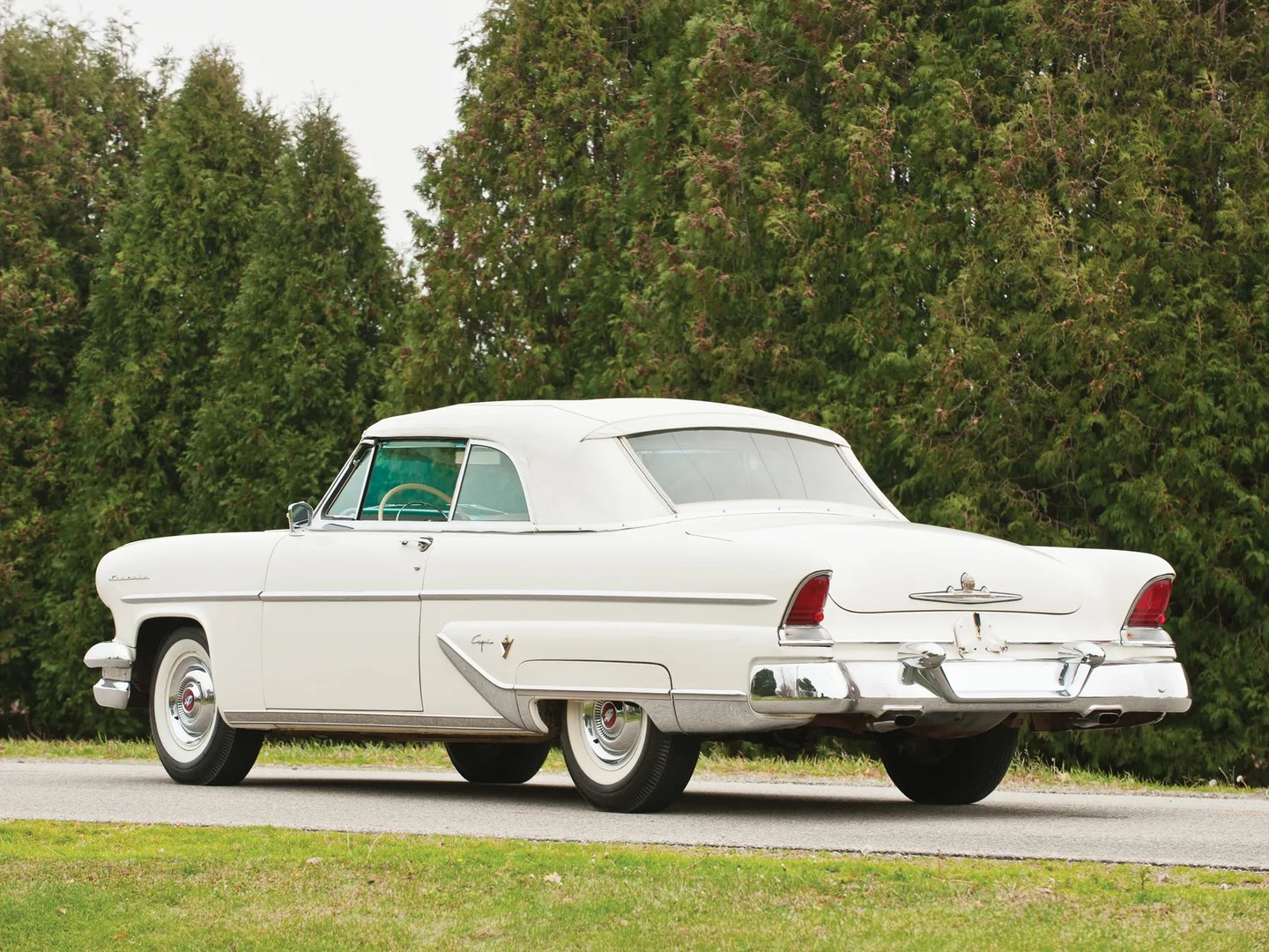 Lincoln_Capri_1_generation__Cabrio__5.jpg