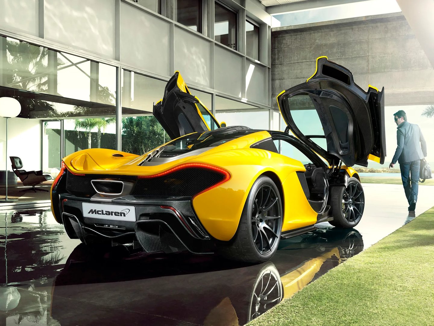 McLaren_P1_1_generation__Coupe__12.jpg