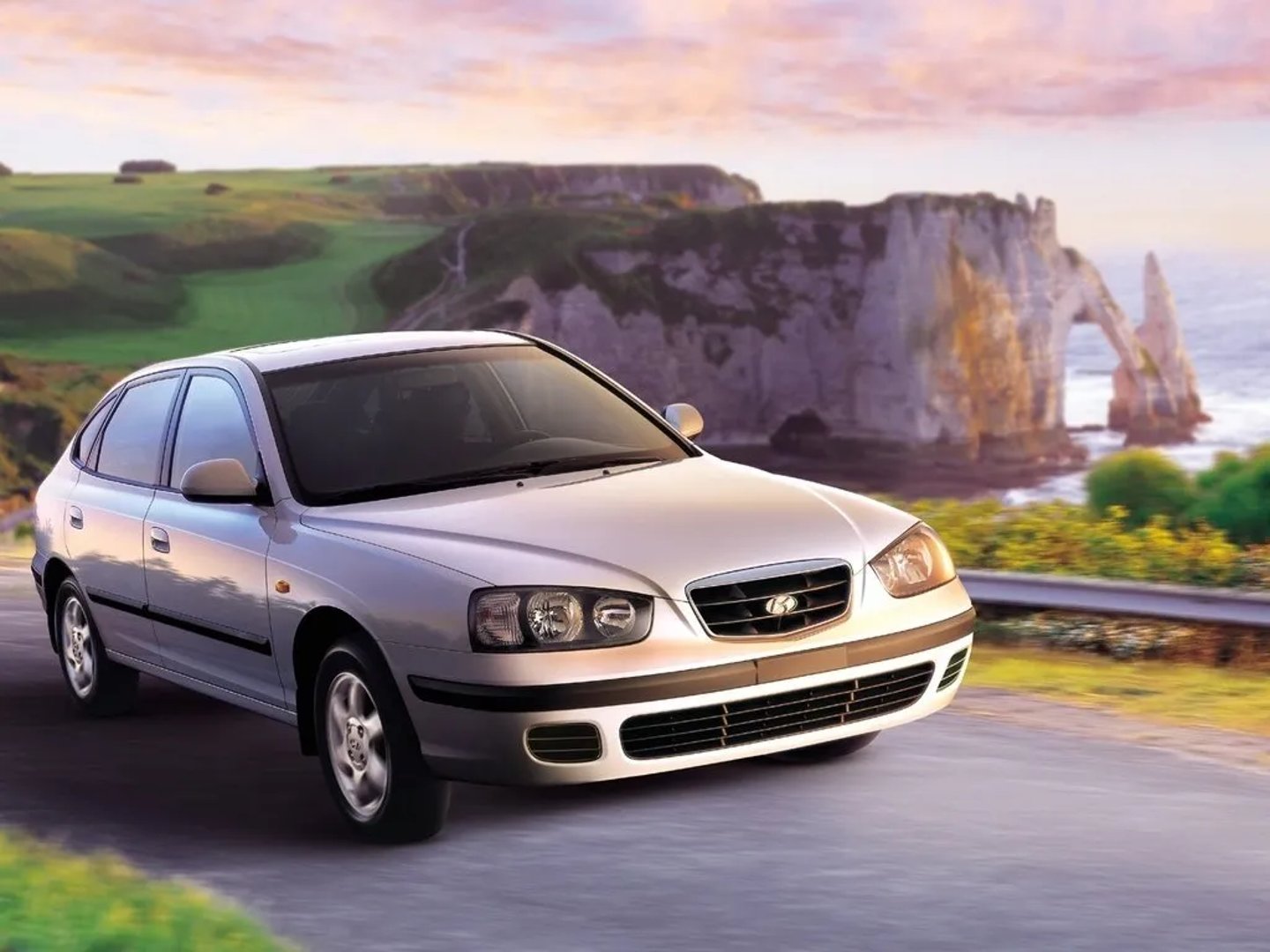 Hyundai_Avante_3_generation_restyling__Liftback__4.jpg