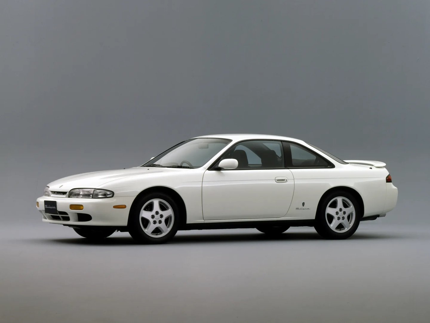 Nissan_Silvia_6_generation__Coupe__2.jpg