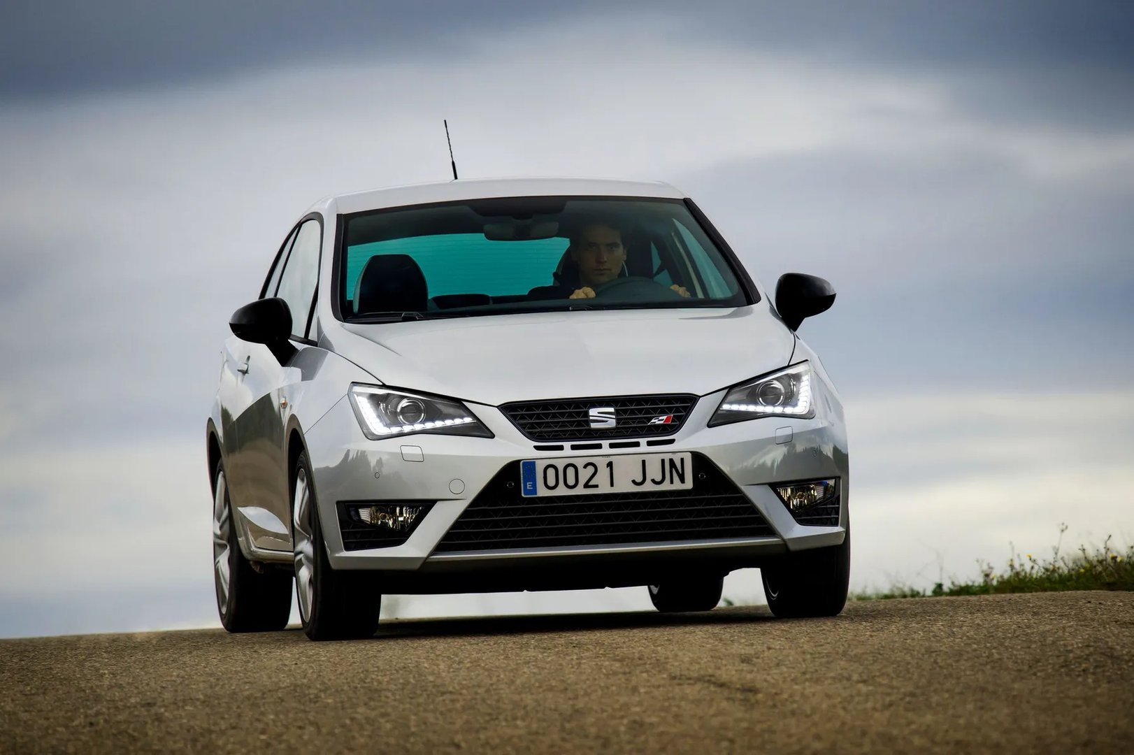 4 generation, restyling 2 