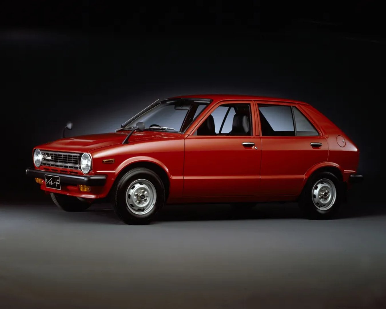 Daihatsu_Charade_1_generation__Mini_5-doors__1.jpg