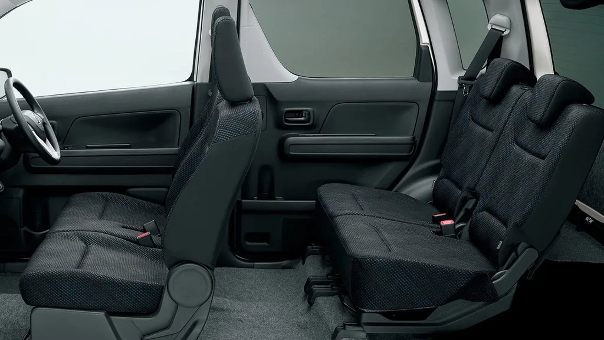 Mazda_Flair_2_generation__Microvan__10.jpg