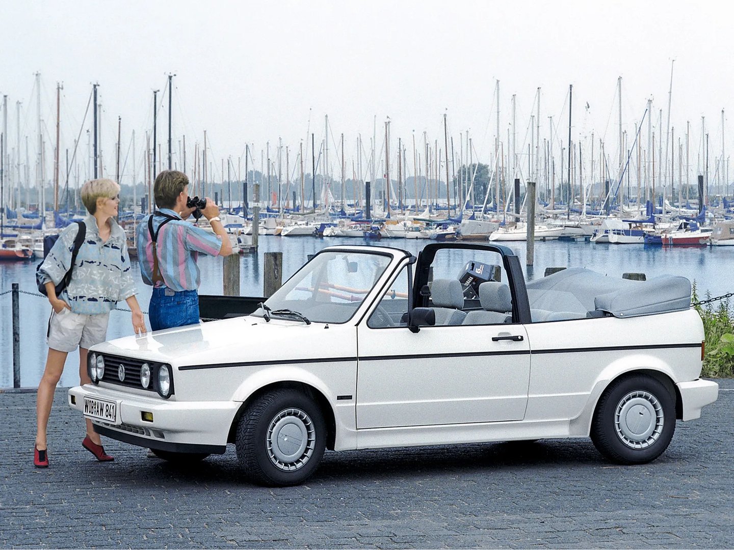 Volkswagen_Golf_1_generation_restyling_3__Cabrio__3.jpg
