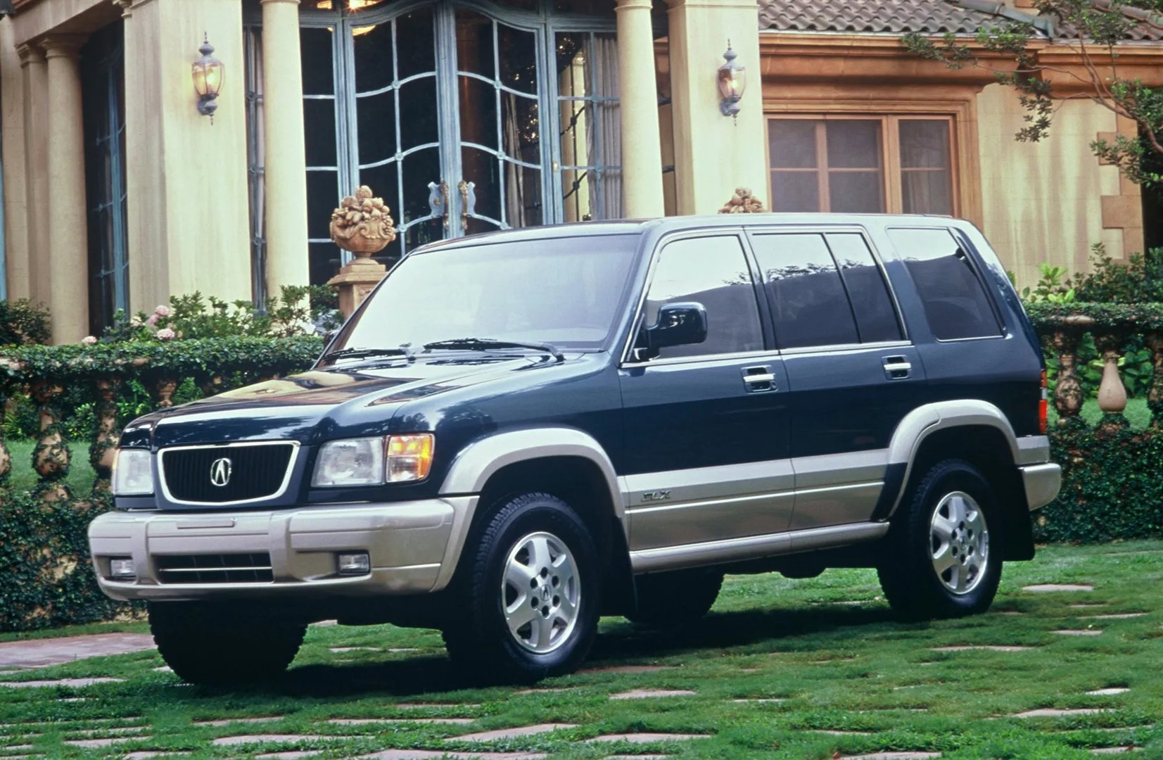 Acura_SLX_1_generation__SUV_5-doors__1.jpg