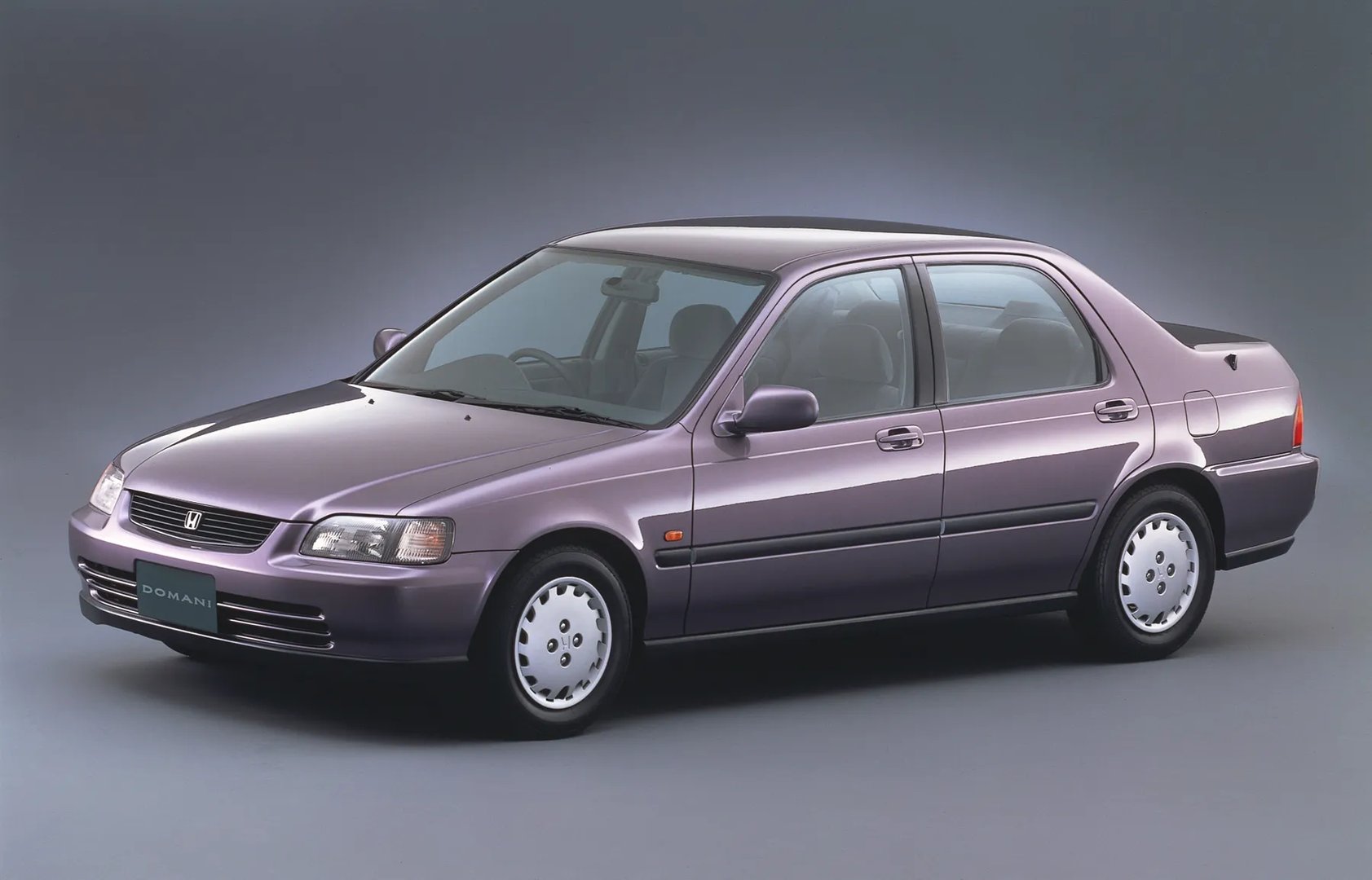 Honda_Domani_1_generation__Sedan__5.jpg