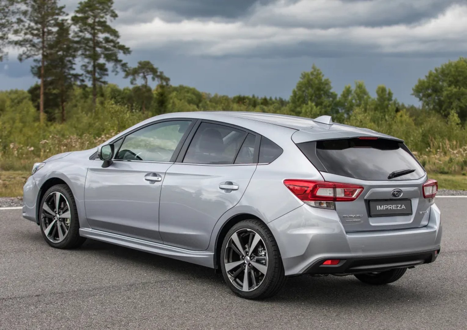 Subaru_Impreza_5_generation_restyling__Hatchback_5-door__1.jpg