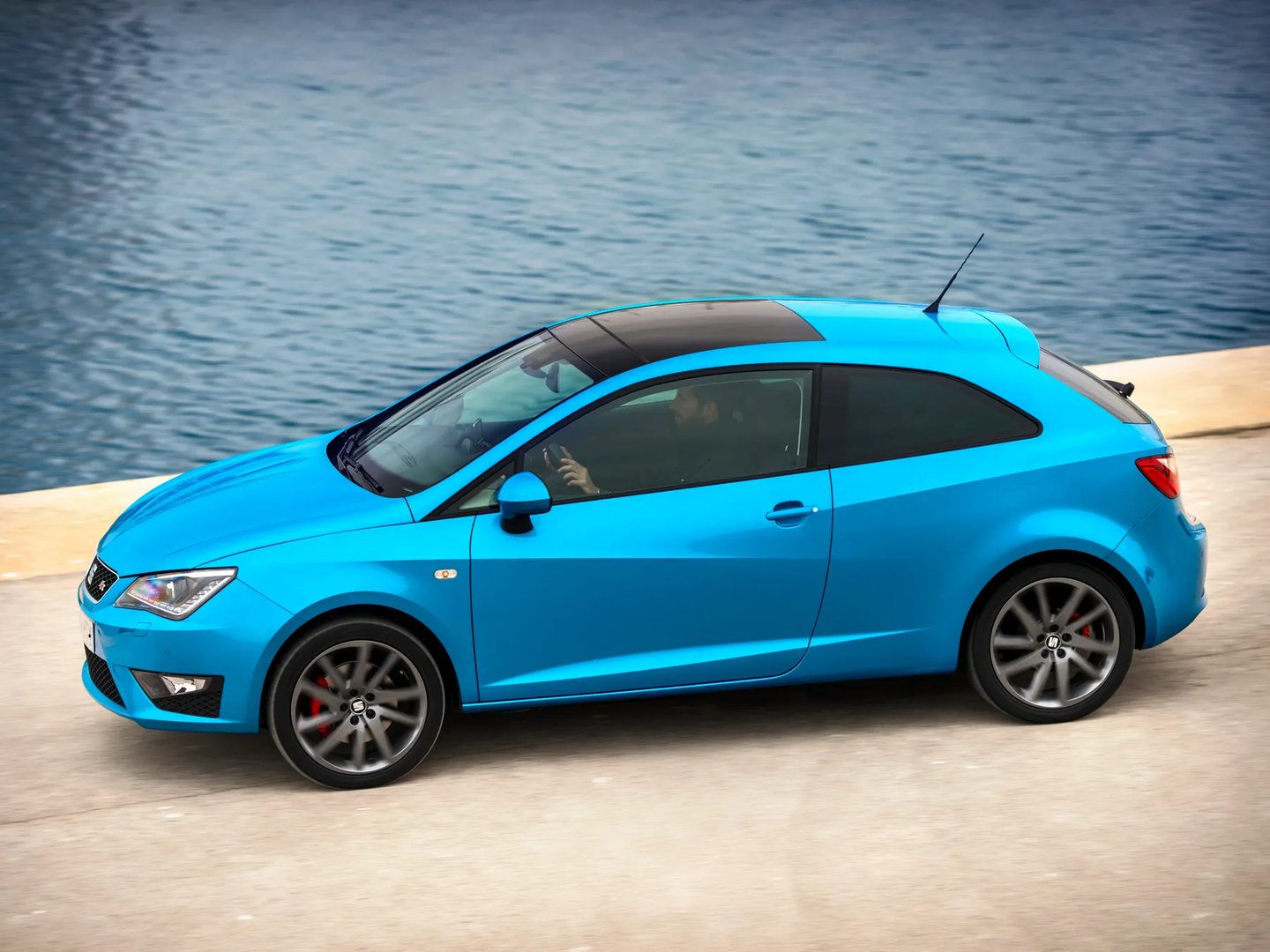 SEAT_Ibiza_4_generation_restyling__Mini_3-doors__3.jpg