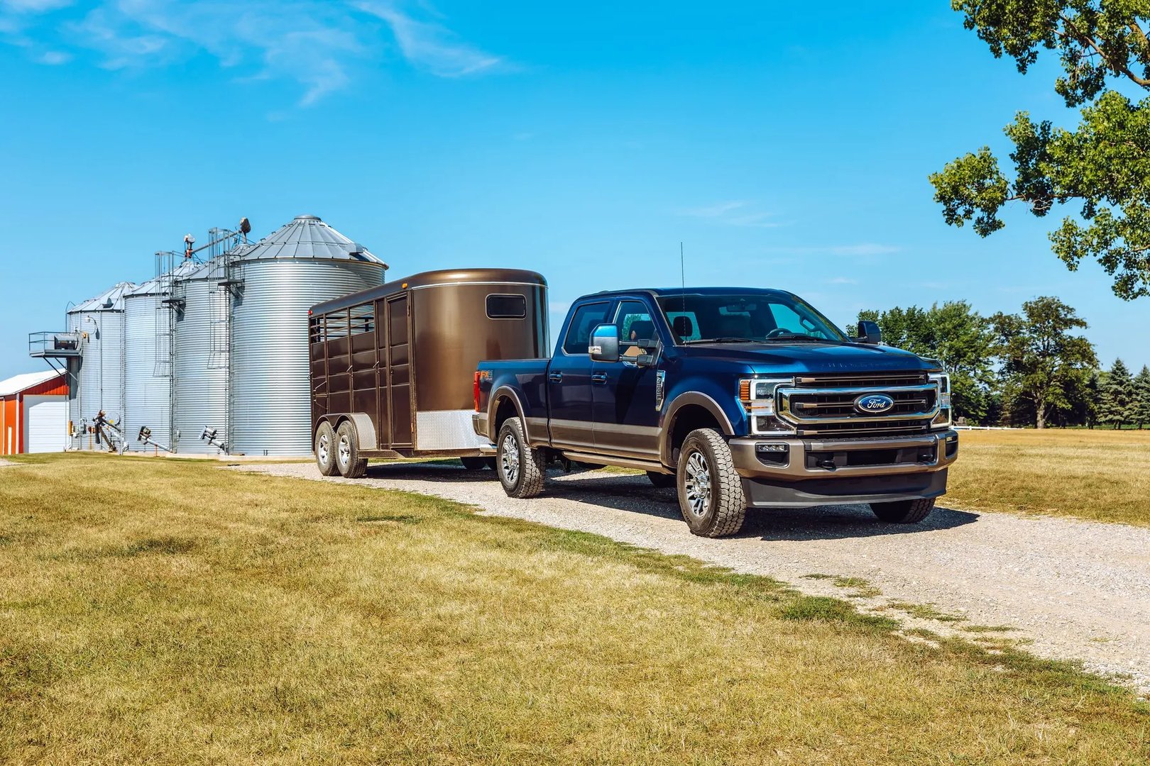 Ford_F-250_4_generation_restyling__Pickup_1.5-cab__1.jpg
